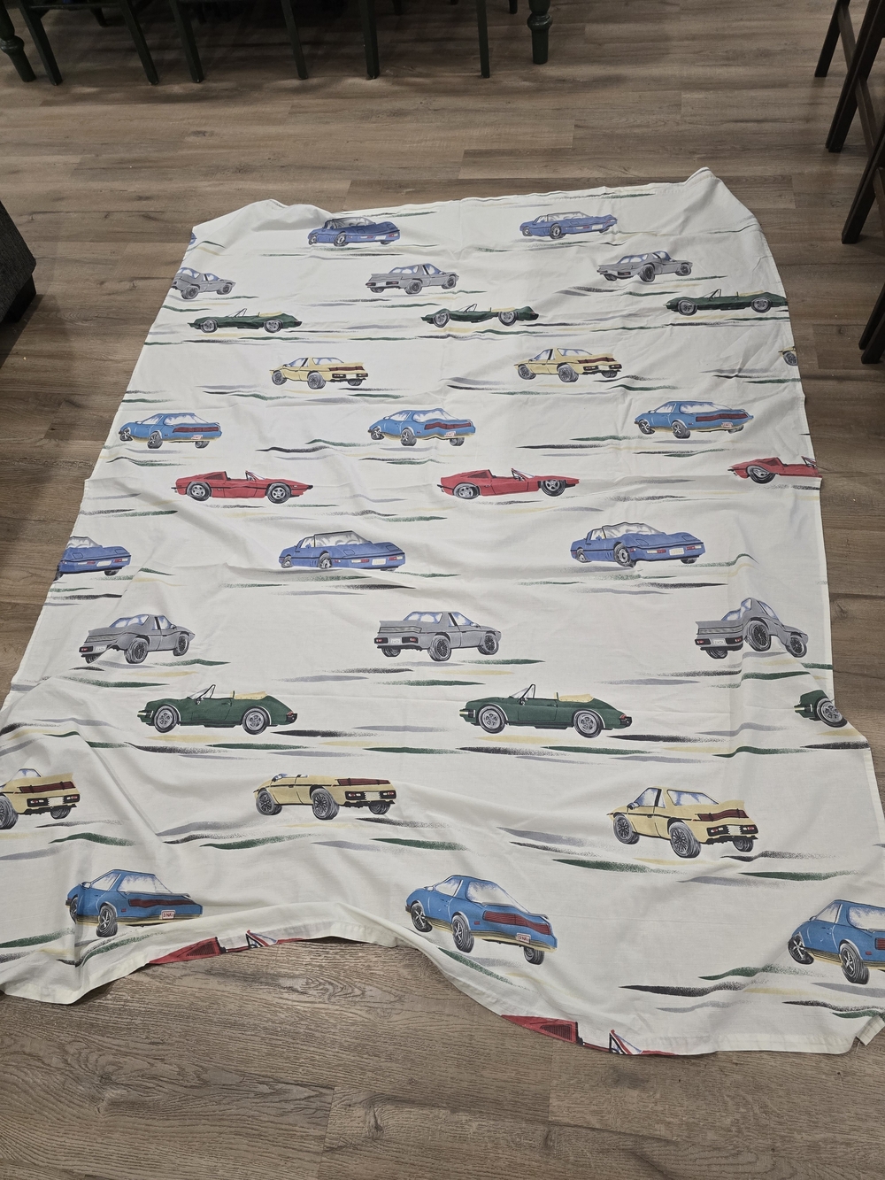 Classic Cars Print Cotton Bedding Sheet - White